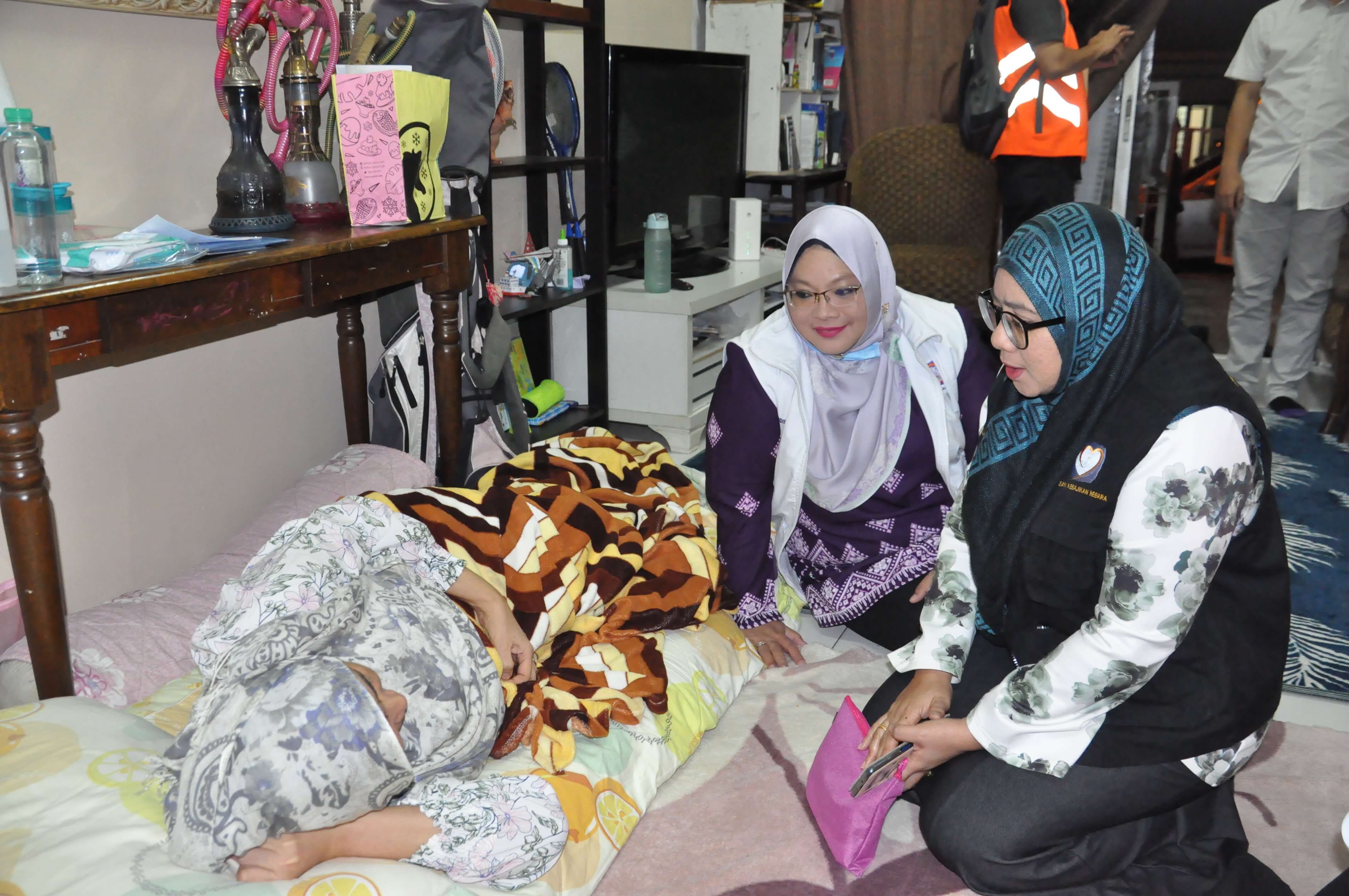 10 Agensi Dan NGO PAS Selangor Salurkan Bantuan Mangsa Tragedi Putra Heights 10 Agensi Dan NGO PAS Selangor Salurkan Bantuan Mangsa Tragedi Putra Heights