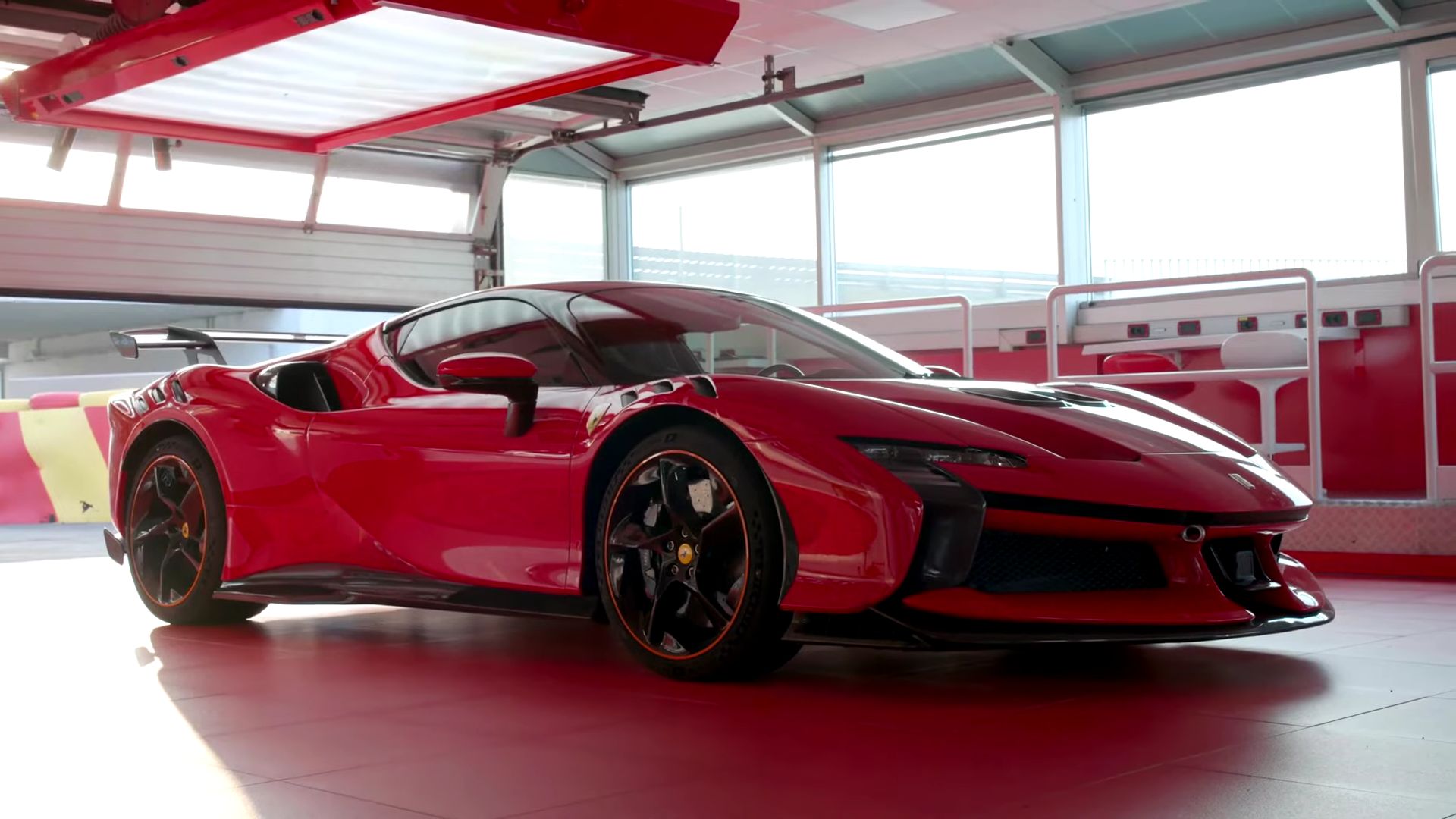 10 Fastest Standard Production Ferraris: Fiorano Circuit Speed Comparison 10 Fastest Standard Production Ferraris: Fiorano Circuit Speed Comparison