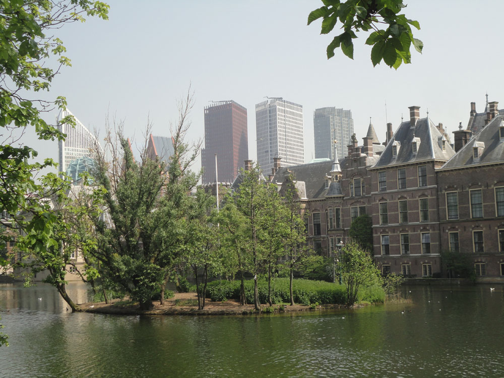 13th Century Archaeological Find At The Hague's Binnenhof 13th Century Archaeological Find At The Hague's Binnenhof