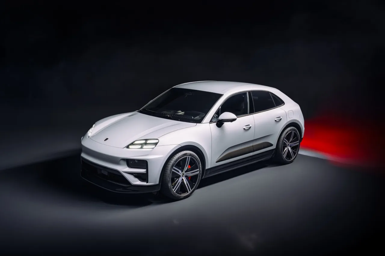2024 Porsche Macan Buyer's Guide: New Features & Updates 2024 Porsche Macan Buyer's Guide: New Features & Updates