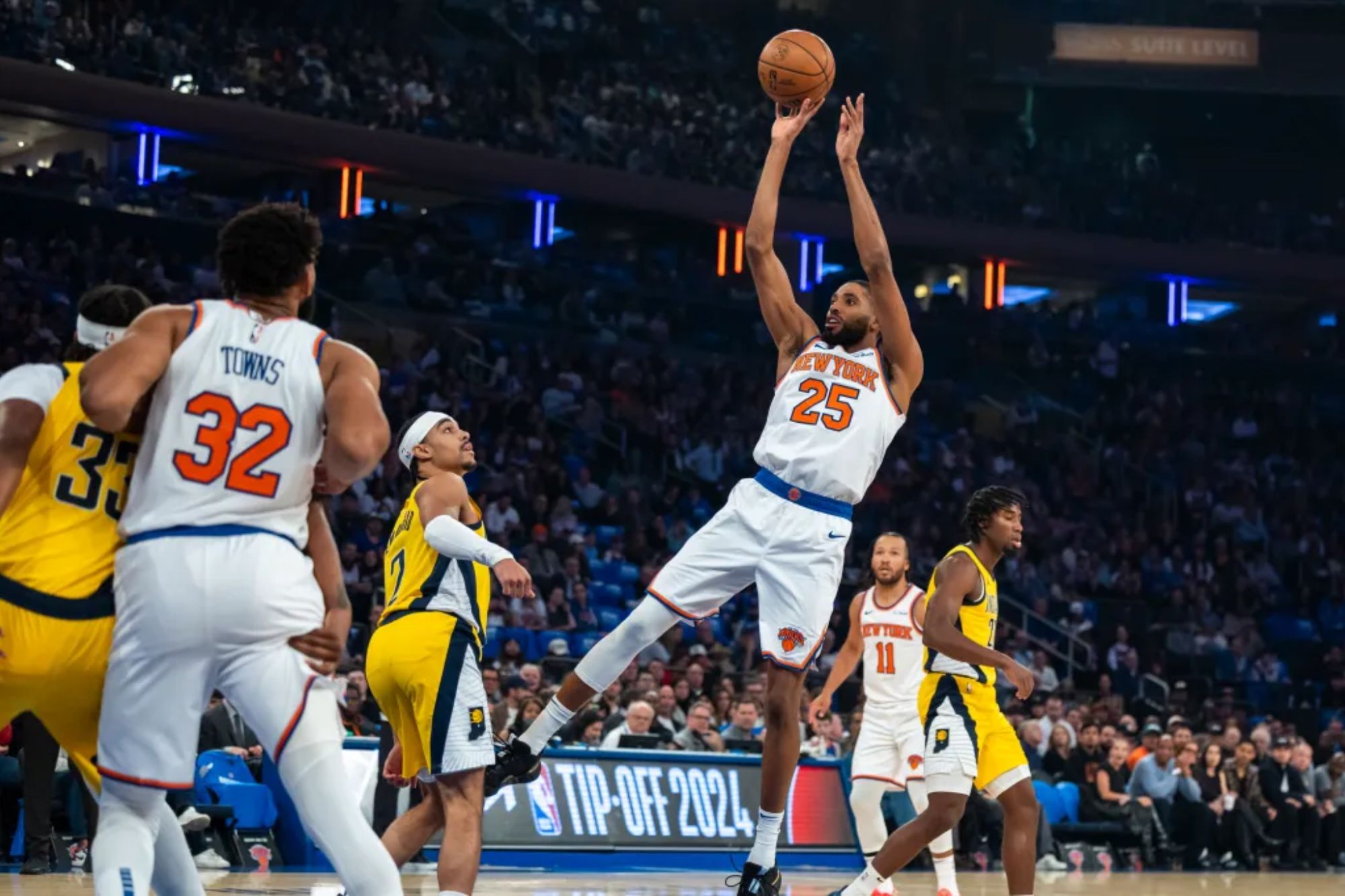 37-Point Loss Prompts Thibodeau To Demand More From Knicks 37-Point Loss Prompts Thibodeau To Demand More From Knicks