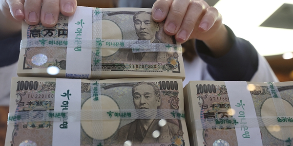 비트코인 9만 4000달러 횡보, 관세 유예에도 영향 없어: 리플 하락세 분석 [투자360]