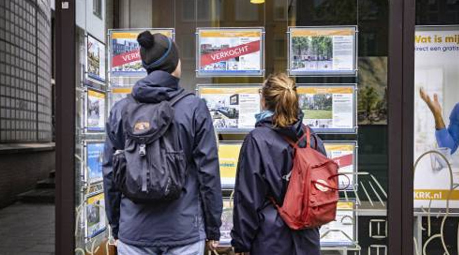 ABN Amro Voorspelt Stijging Huizenprijzen Ondanks Renteverhogingen ABN Amro Voorspelt Stijging Huizenprijzen Ondanks Renteverhogingen