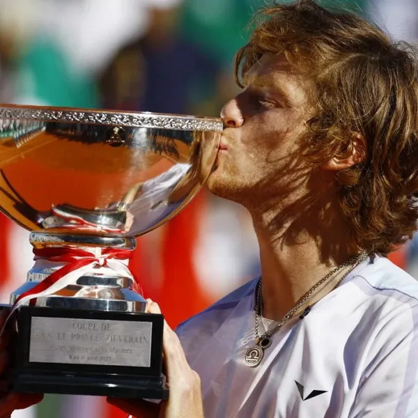 Adiós A Una Leyenda: Muere Campeón Del Masters 1000 De Hamburgo (Comunicado De Rafael Nadal) Adiós A Una Leyenda: Muere Campeón Del Masters 1000 De Hamburgo (Comunicado De Rafael Nadal)