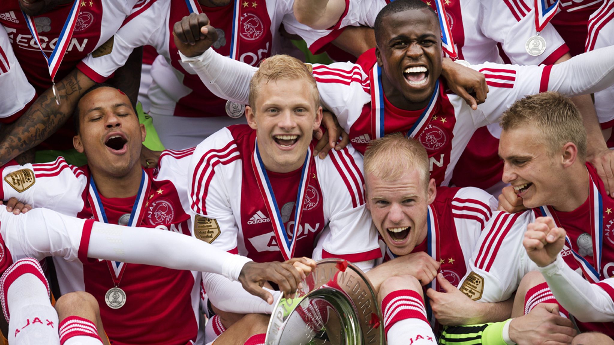 Ajax's Title Push: Feyenoord Keeps Pressure On PSV Ajax's Title Push: Feyenoord Keeps Pressure On PSV
