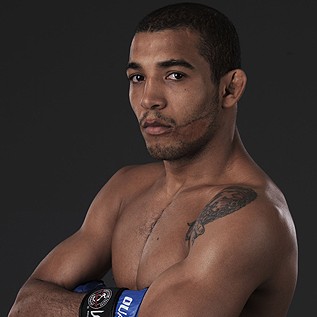 Aldo Returns To Featherweight: Can He Reclaim His Glory? Aldo Returns To Featherweight: Can He Reclaim His Glory?