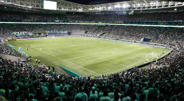Altitude E Vômito: Estêvão Sai De Jogo Do Palmeiras Altitude E Vômito: Estêvão Sai De Jogo Do Palmeiras