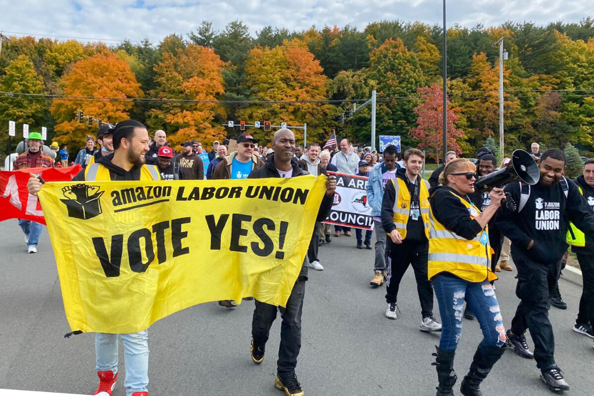 Amazon Faces Union Challenge In Quebec Over Warehouse Shutdowns Amazon Faces Union Challenge In Quebec Over Warehouse Shutdowns