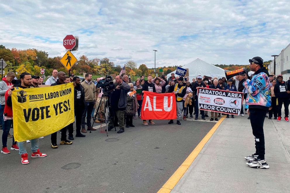 Amazon Faces Union Challenge Over Quebec Warehouse Closures Amazon Faces Union Challenge Over Quebec Warehouse Closures