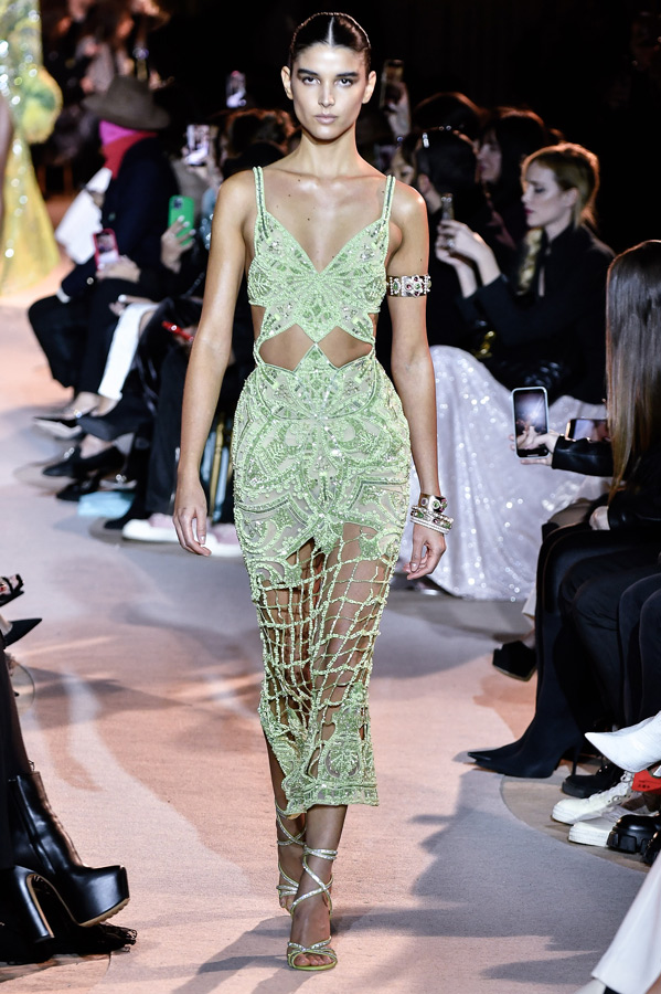 Amira Al-Zuhair's Stunning Walk For Zimmermann At Paris Fashion Week Amira Al-Zuhair's Stunning Walk For Zimmermann At Paris Fashion Week