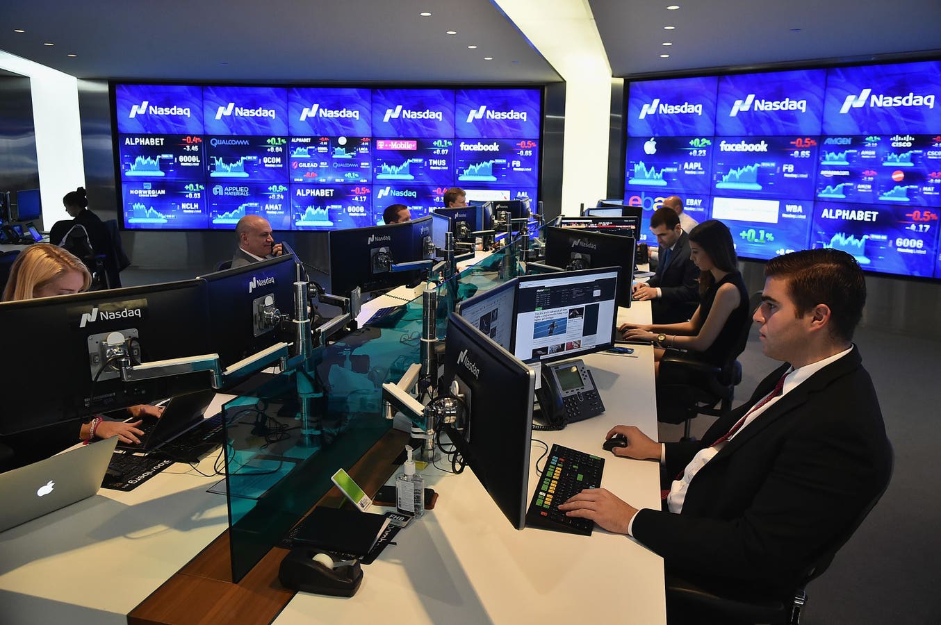 Analyzing The Halt In IPO Activity Due To Tariff-Related Market Uncertainty Analyzing The Halt In IPO Activity Due To Tariff-Related Market Uncertainty