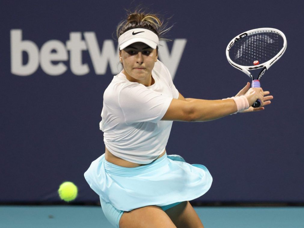 Andreescu Advances To Italian Open Fourth Round With Straight-Sets Victory Over Rybakina Andreescu Advances To Italian Open Fourth Round With Straight-Sets Victory Over Rybakina