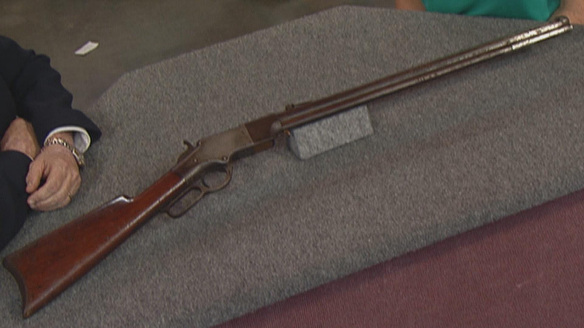 Antiques Roadshow: From Appraisal To Arrest – A Couple's Story Antiques Roadshow: From Appraisal To Arrest – A Couple's Story