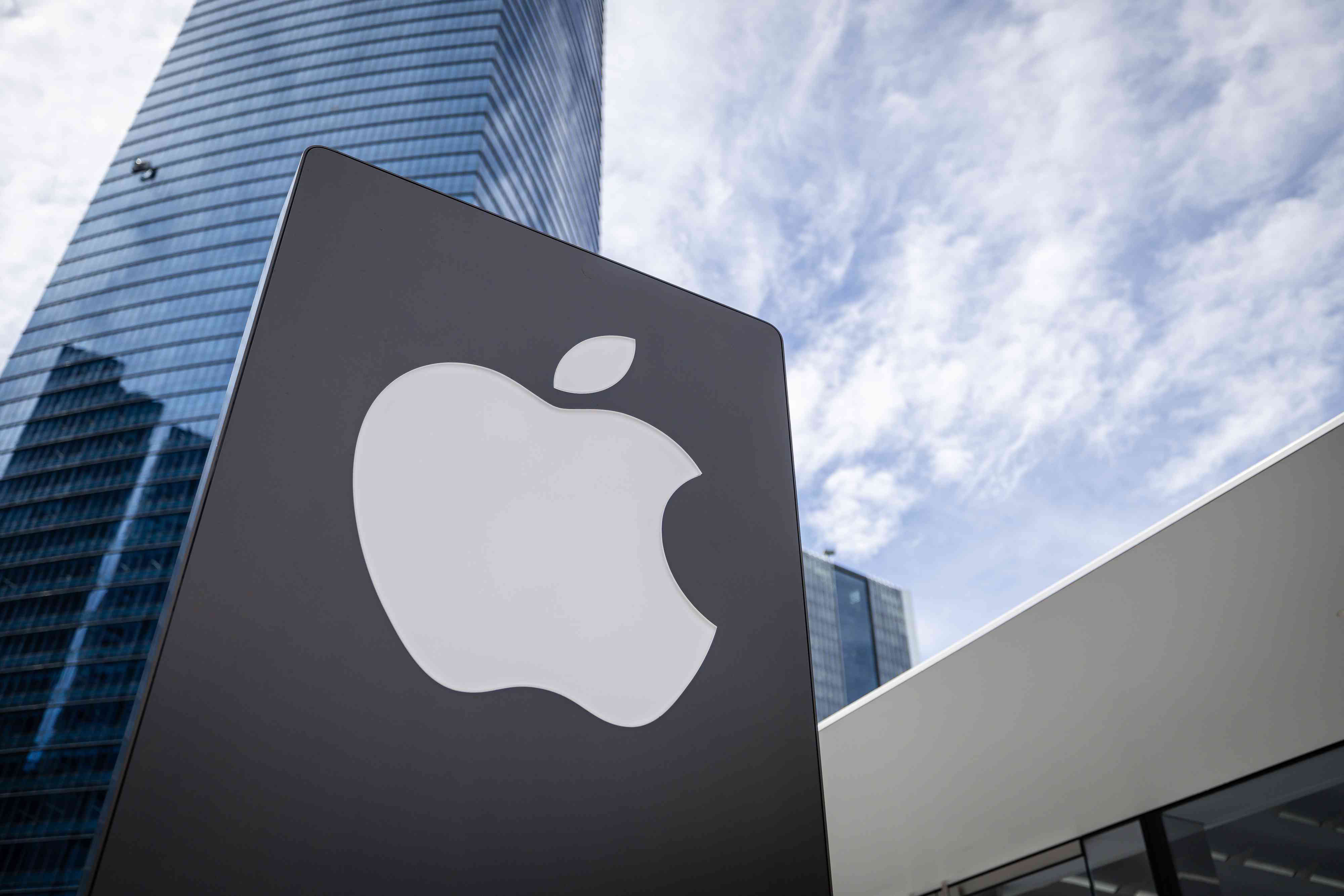Apple Stock: One Analyst Sees $254 Potential – Time To Buy? Apple Stock: One Analyst Sees $254 Potential – Time To Buy?