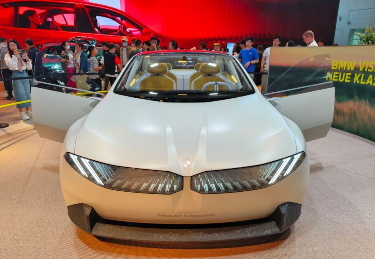 Are BMW And Porsche Losing Ground In China? Market Analysis And Future Outlook Are BMW And Porsche Losing Ground In China? Market Analysis And Future Outlook