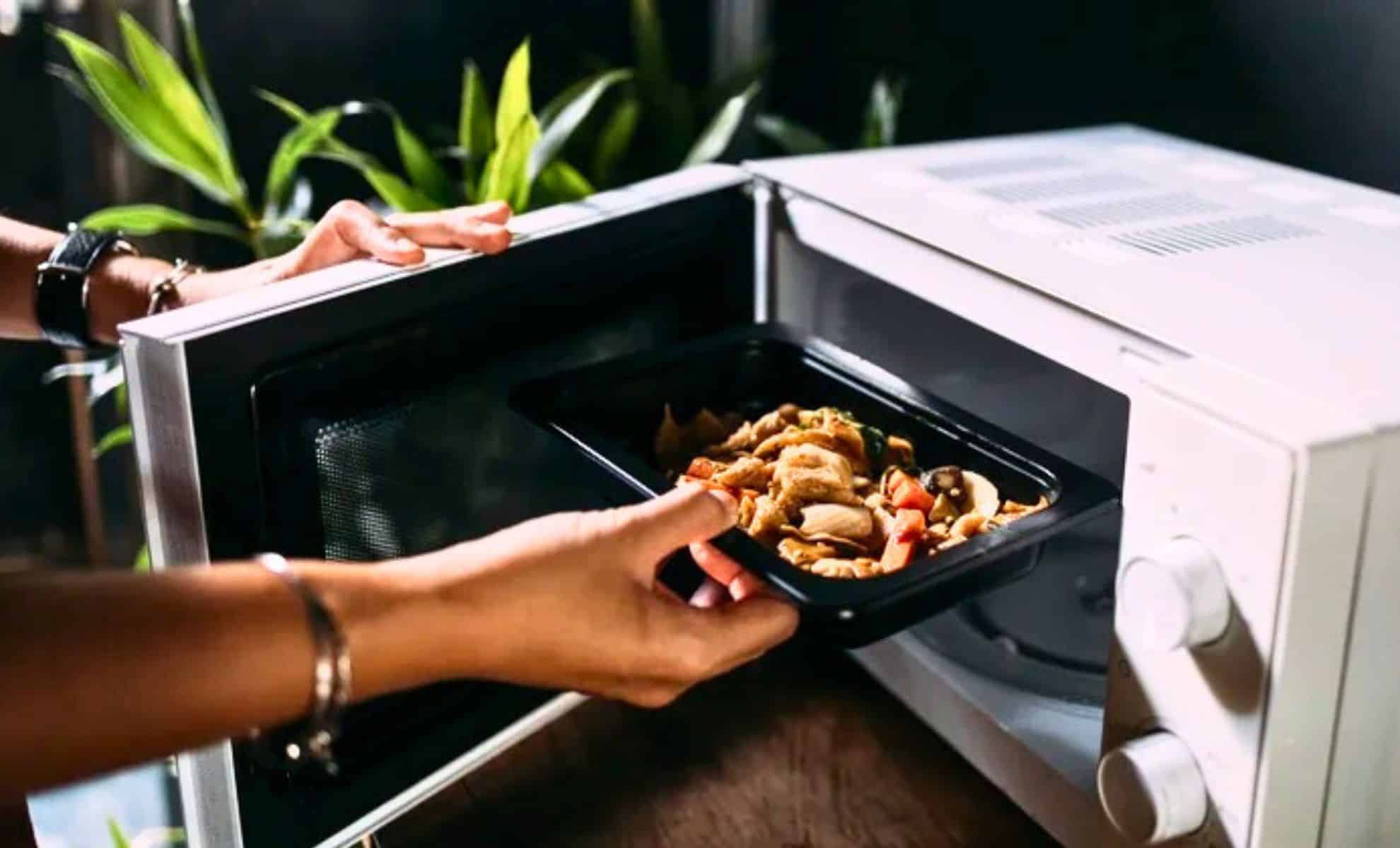 Are Chemicals In Your Household Plastics Increasing Your Heart Disease Risk? Are Chemicals In Your Household Plastics Increasing Your Heart Disease Risk?