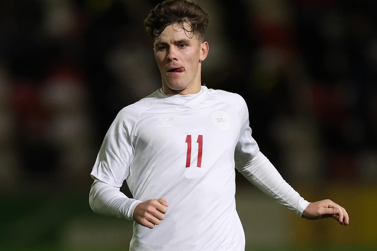 Arsenal's Ambitious Transfer Pursuit: Record Bid For Elite Striker Arsenal's Ambitious Transfer Pursuit: Record Bid For Elite Striker