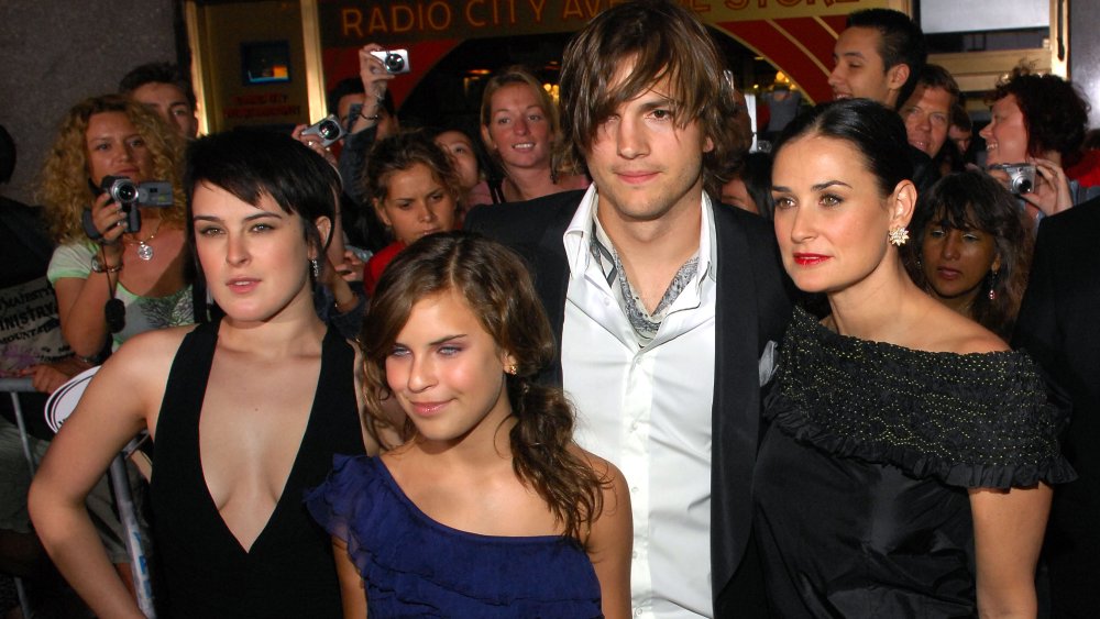 Ashton Kutcher: Rumer Willis's Public Regret After A Cryptic Comment Ashton Kutcher: Rumer Willis's Public Regret After A Cryptic Comment