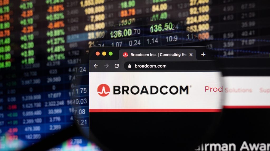 AT&T Challenges Broadcom's Proposed 1050% VMware Price Hike AT&T Challenges Broadcom's Proposed 1050% VMware Price Hike