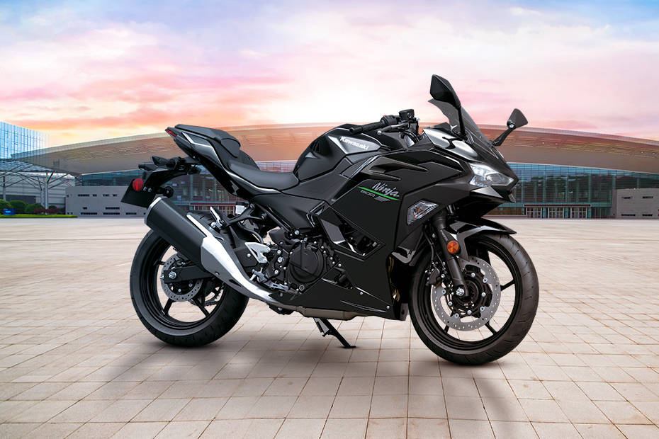Avail ₹45,000 Discount On Kawasaki Ninja Series Avail ₹45,000 Discount On Kawasaki Ninja Series