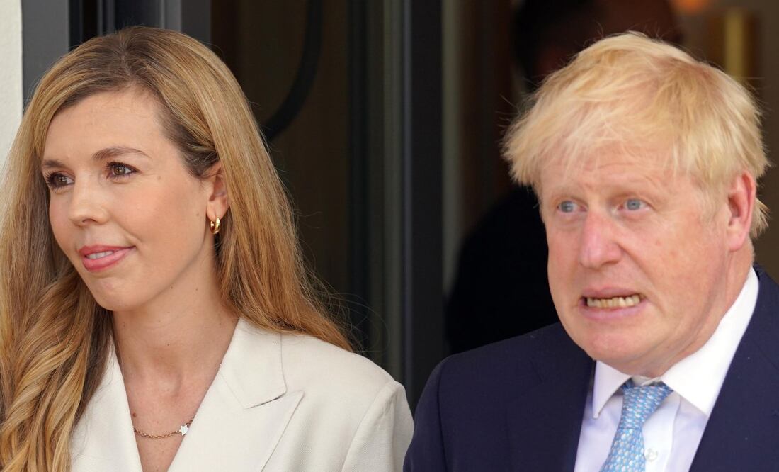Avestruz Ataca A Boris Johnson Y Su Familia En Texas Avestruz Ataca A Boris Johnson Y Su Familia En Texas