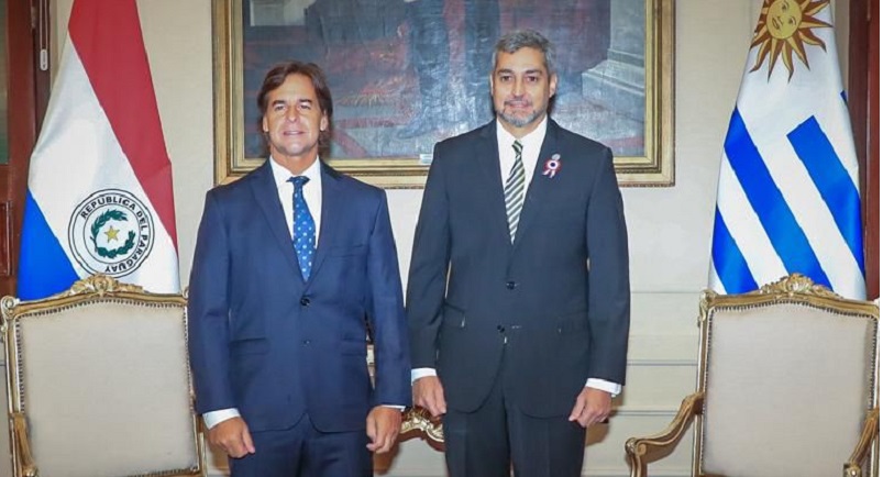 Avión Con Regalo Peculiar: Estrategia De Uruguay Para Fortalecer Exportaciones A China Avión Con Regalo Peculiar: Estrategia De Uruguay Para Fortalecer Exportaciones A China