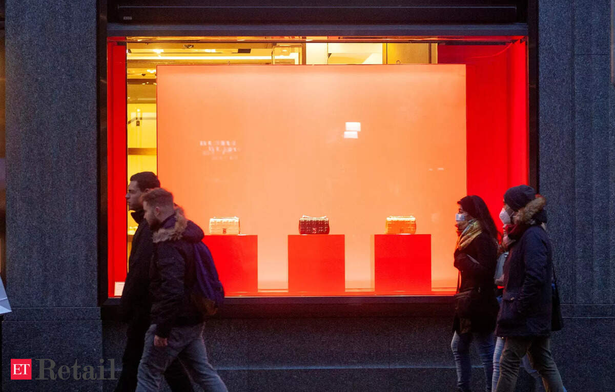 B.C. Billionaire's Pursuit Of Hudson's Bay Leases: A Major Retail Shakeup? B.C. Billionaire's Pursuit Of Hudson's Bay Leases: A Major Retail Shakeup?