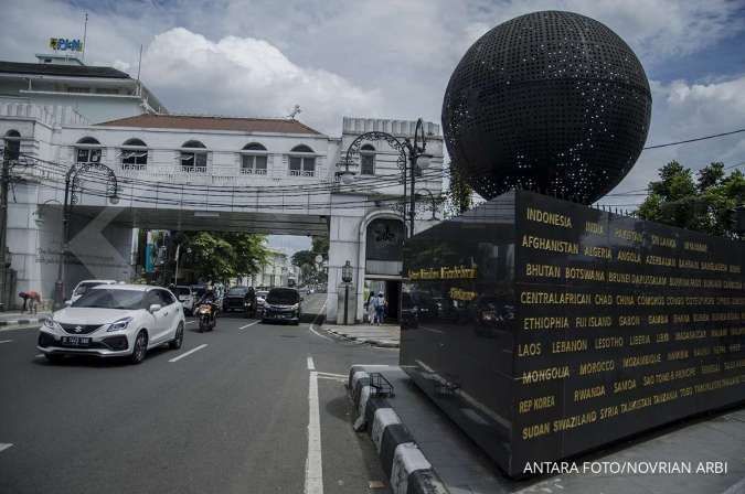 Bandung Hujan Pukul 1 Siang? Prakiraan Cuaca Besok (22/4) Jawa Barat Bandung Hujan Pukul 1 Siang? Prakiraan Cuaca Besok (22/4) Jawa Barat