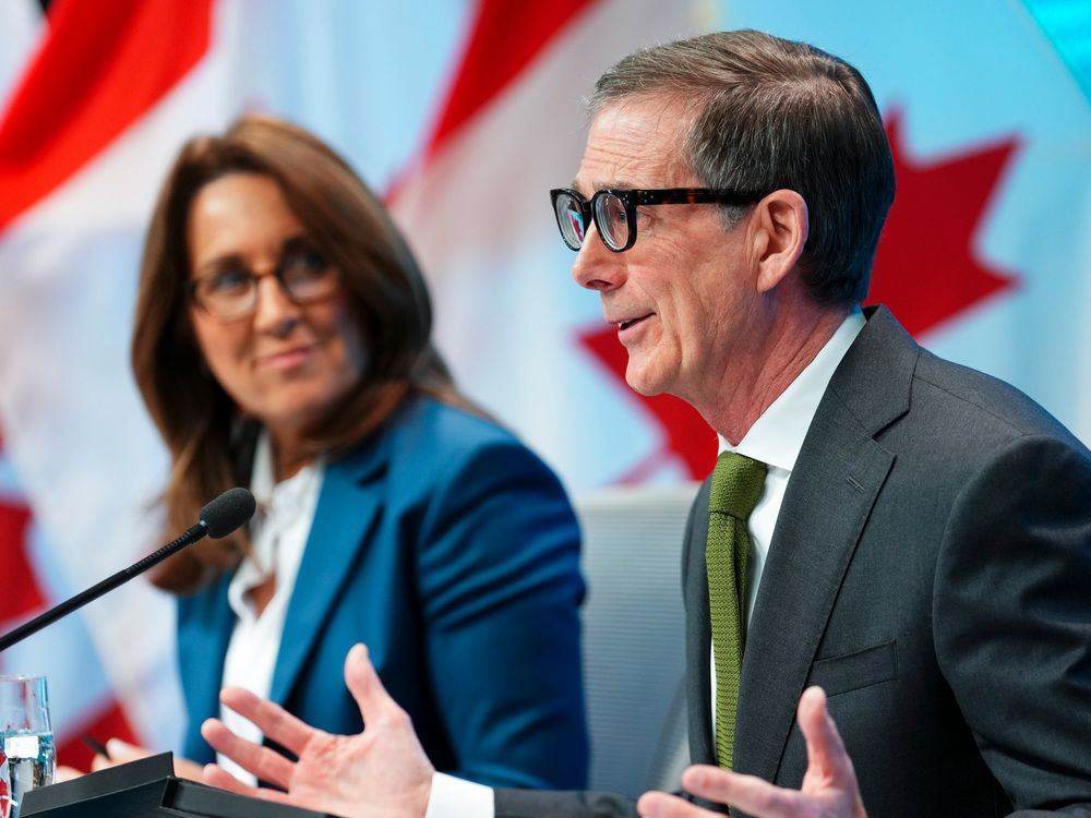 Bank Of Canada Rate Cuts: Economists Predict Renewed Action Amidst Tariff Job Losses Bank Of Canada Rate Cuts: Economists Predict Renewed Action Amidst Tariff Job Losses