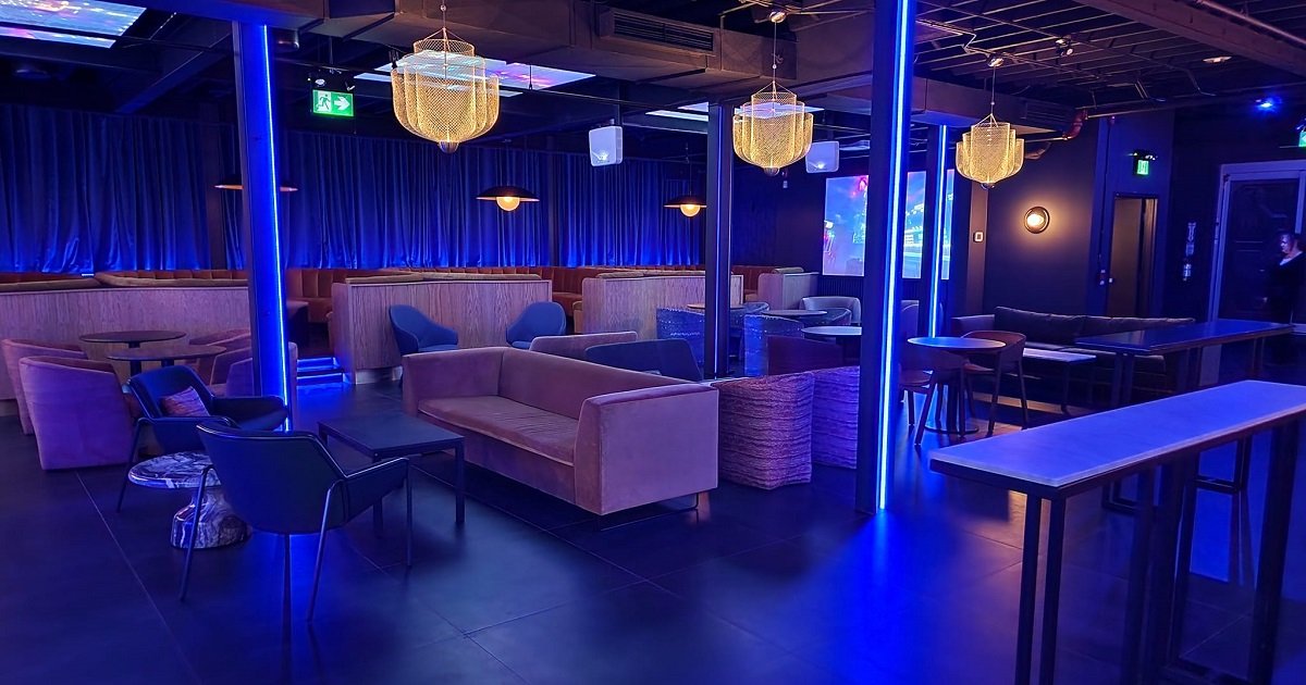 Bar Roma Toronto Review: Drinks, Food & Atmosphere Bar Roma Toronto Review: Drinks, Food & Atmosphere