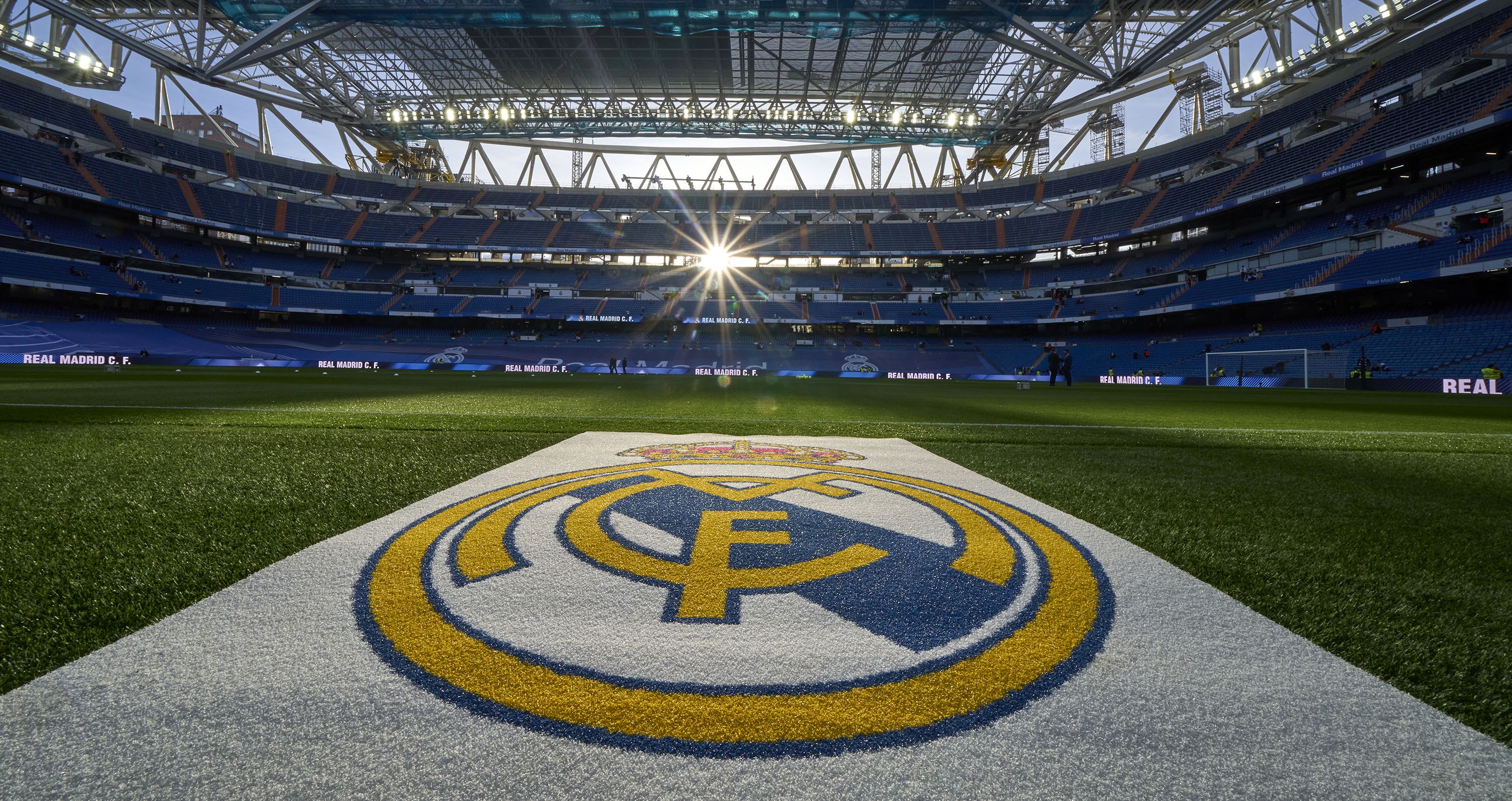 Barcelona's Defensive Plans: Huijsen In The Frame For Araujo's Spot Barcelona's Defensive Plans: Huijsen In The Frame For Araujo's Spot