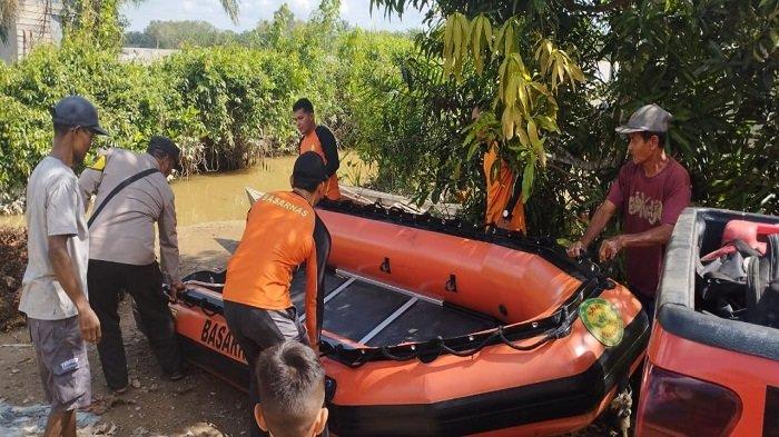 Basarnas Cari Balita Yang Hilang Di Batu Ampar, Balikpapan Basarnas Cari Balita Yang Hilang Di Batu Ampar, Balikpapan