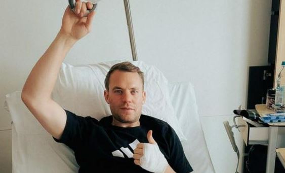 Bayern Goalkeeper Neuer's Injury: Latest Update And Implications Bayern Goalkeeper Neuer's Injury: Latest Update And Implications