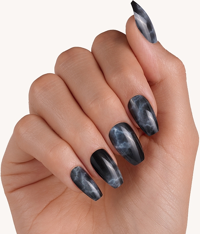 Beauty School: An Expert Look At Extra Long Nails - Essence WATCH Beauty School: An Expert Look At Extra Long Nails - Essence WATCH