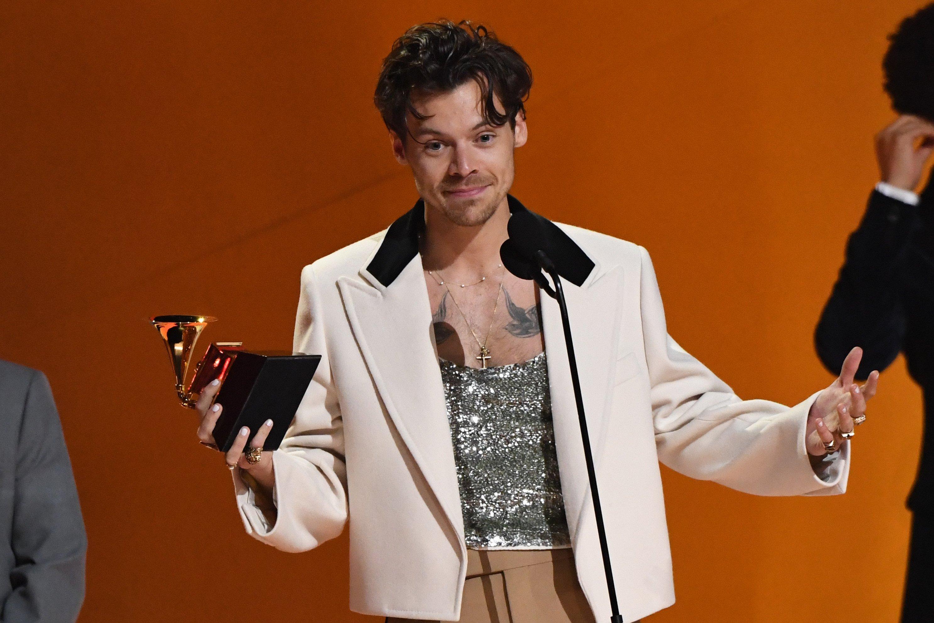 Benson Boone Vs. Harry Styles: A Look At The Similarities And Differences Benson Boone Vs. Harry Styles: A Look At The Similarities And Differences