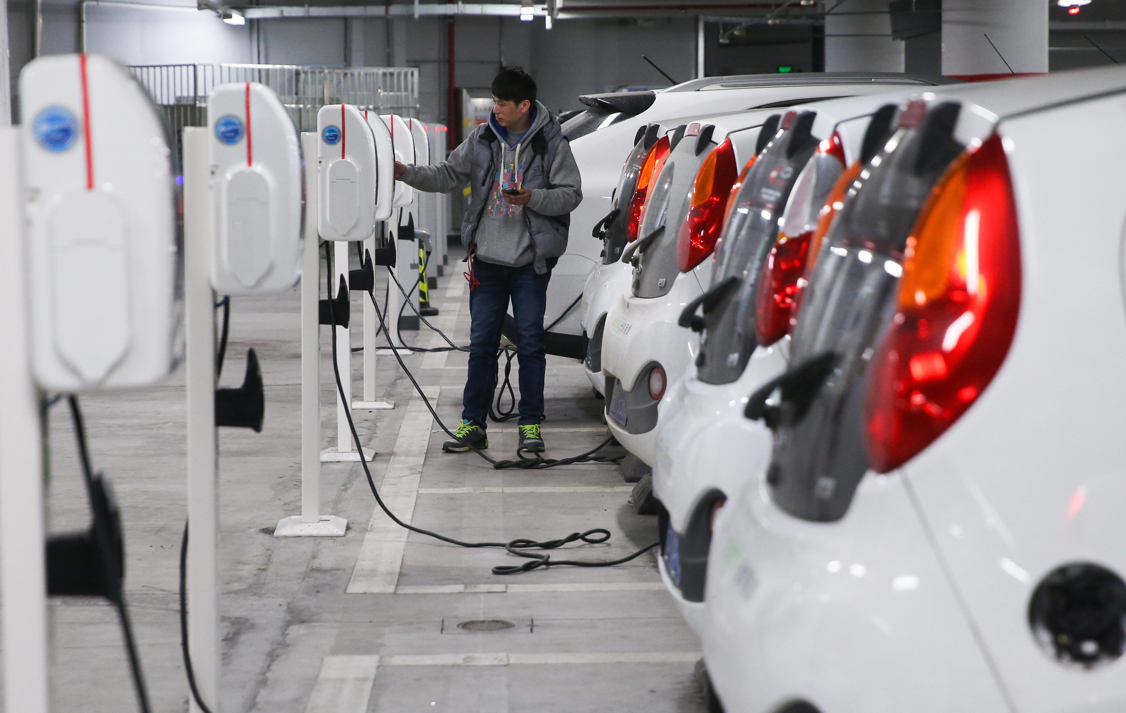 Beyond BMW And Porsche: The Broader Challenges Facing Automakers In The Chinese Market Beyond BMW And Porsche: The Broader Challenges Facing Automakers In The Chinese Market