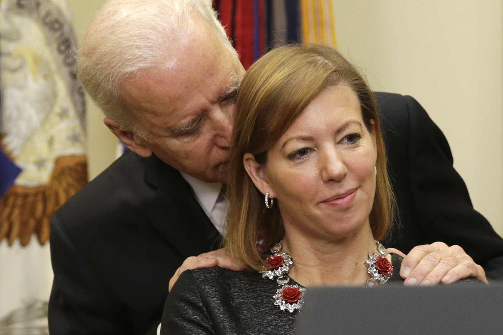Biden Aide Urges First Couple To Distance Themselves From Politics Biden Aide Urges First Couple To Distance Themselves From Politics