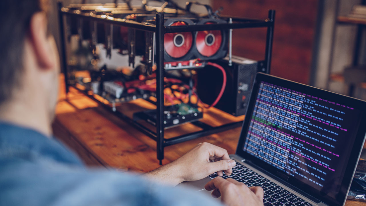 Bitcoin Madenciliğinin Sonu Mu Geliyor? Karlılık Azalıyor Mu? Bitcoin Madenciliğinin Sonu Mu Geliyor? Karlılık Azalıyor Mu?