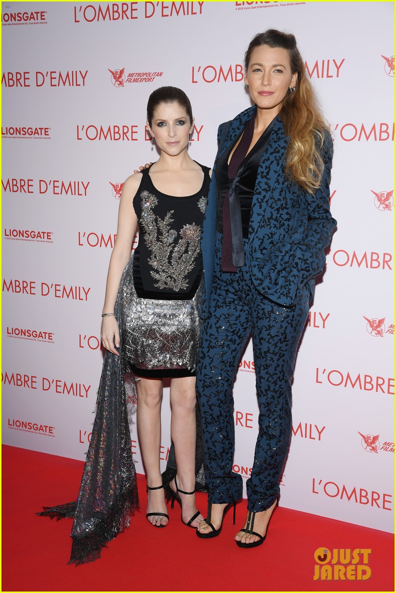 Blake Lively And Anna Kendrick's Awkward Moments: A Body Language Expert's Insight Into The Feud Speculation Blake Lively And Anna Kendrick's Awkward Moments: A Body Language Expert's Insight Into The Feud Speculation