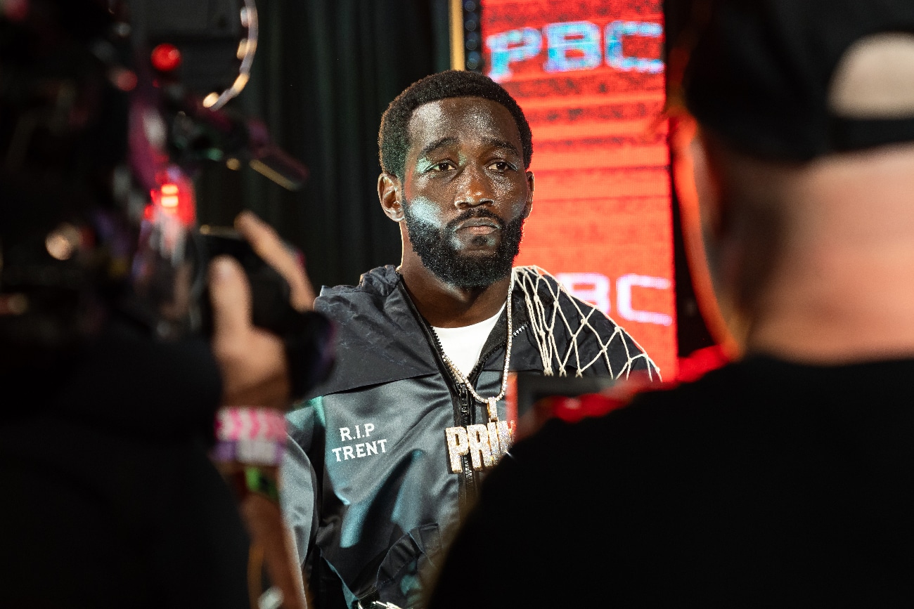 Boxing Expert Romero: Crawford Will Outbox Canelo, But Get Knocked Out Boxing Expert Romero: Crawford Will Outbox Canelo, But Get Knocked Out