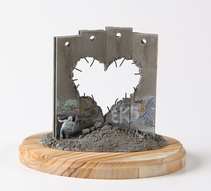 Broken Heart By Banksy: Auction Details Revealed Broken Heart By Banksy: Auction Details Revealed