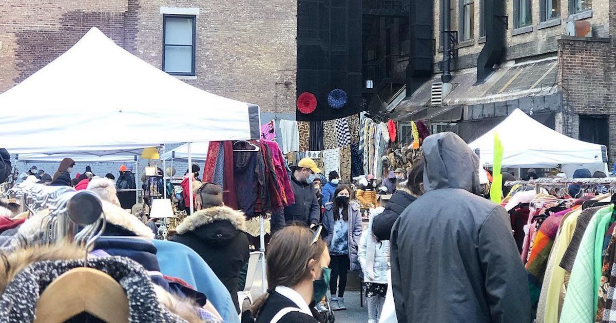 Brooklyn Flea's Dumbo Archway Plaza Extension: Confirmed Until 2027 Brooklyn Flea's Dumbo Archway Plaza Extension: Confirmed Until 2027
