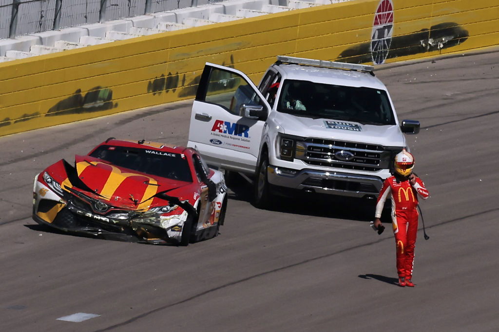 Bubba Wallace Involved In NASCAR Crash At Phoenix Due To Brake Problems Bubba Wallace Involved In NASCAR Crash At Phoenix Due To Brake Problems