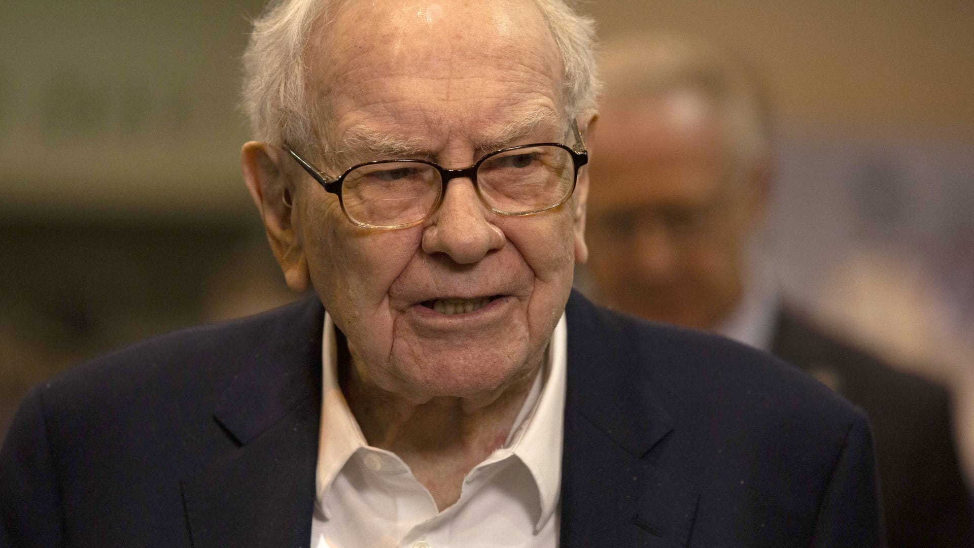 Buffett's Succession At Berkshire Hathaway: What Happens To Apple Investment? Buffett's Succession At Berkshire Hathaway: What Happens To Apple Investment?