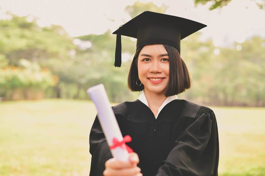 Can You Afford A Home While Paying Off Student Loans? Can You Afford A Home While Paying Off Student Loans?