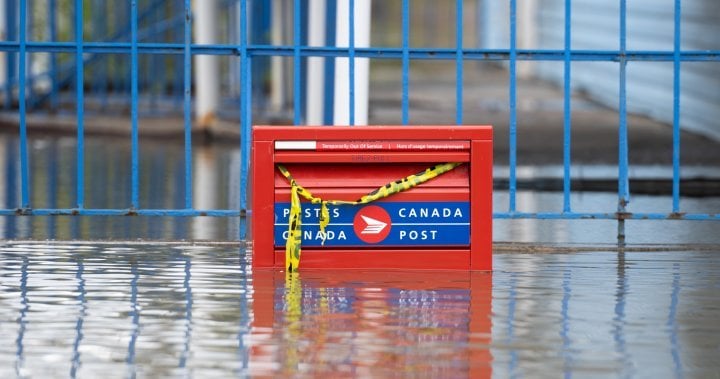 Canada Post's Struggles Fuel Growth For Alternative Delivery Services Canada Post's Struggles Fuel Growth For Alternative Delivery Services