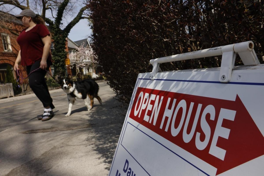 Canadians And 10-Year Mortgages: A Look At The Low Adoption Rate Canadians And 10-Year Mortgages: A Look At The Low Adoption Rate
