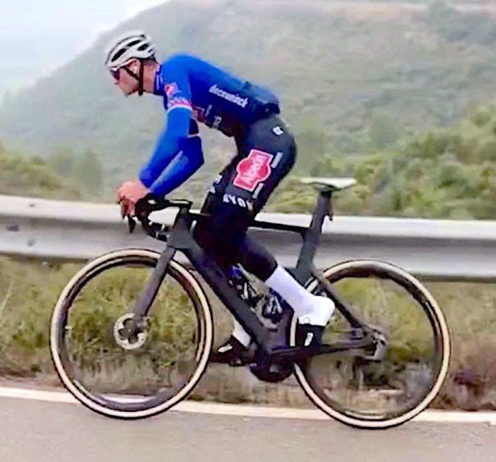 Canyon Aeroad: Mathieu Van Der Poel's Custom Ride At Tirreno-Adriatico Canyon Aeroad: Mathieu Van Der Poel's Custom Ride At Tirreno-Adriatico