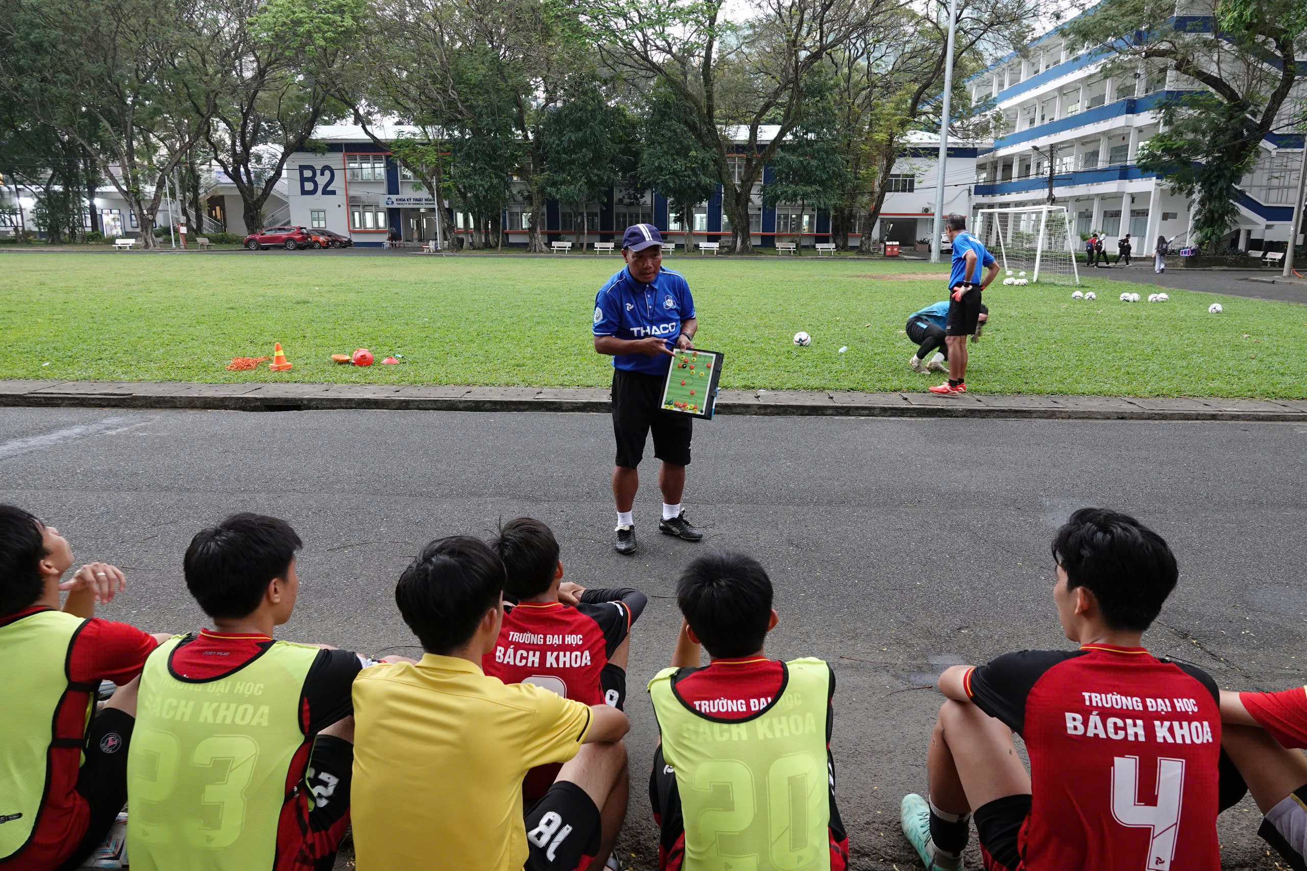 Cập Nhật Lịch Thi Đấu Vòng Chung Kết Giải Bóng Đá TNSV THACO Cup 2025