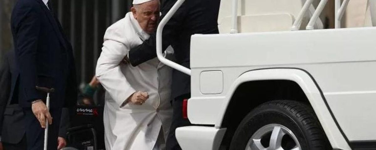 Cardinale Becciu: Premature Le Voci Sulle Dimissioni, Secondo Papa Francesco Cardinale Becciu: Premature Le Voci Sulle Dimissioni, Secondo Papa Francesco